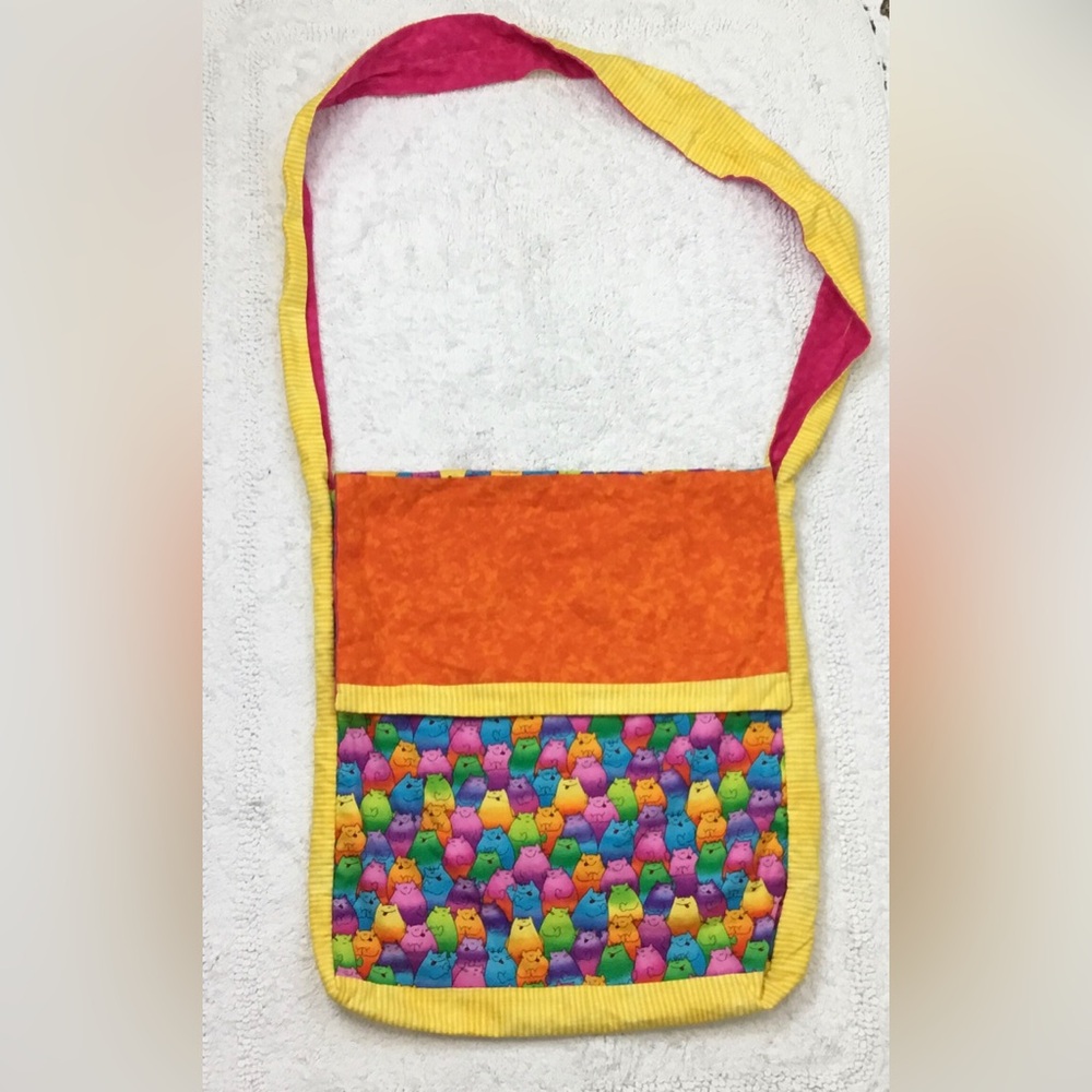 💜SALE💜Colorful Happy Kitties Messenger Beach Bag Handmade